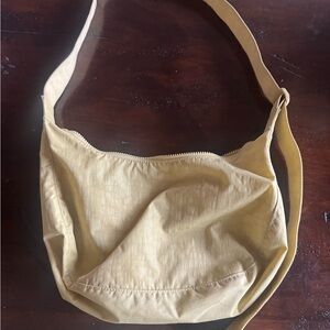 BAGGU Medium Nylon Crescent Bag - BUTTER